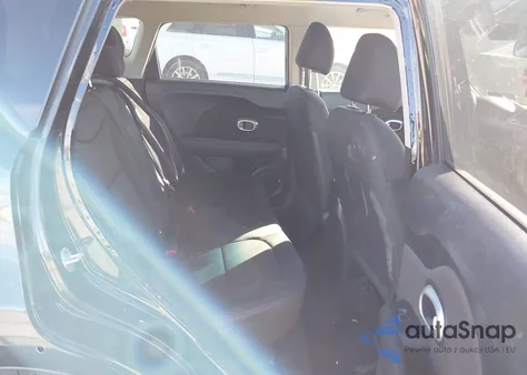 2017 Kia Soul z USA, uszkodzony, nr VIN KNDJN2A26H7882490